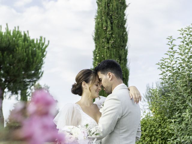Le mariage de Olivier et Caroline à Puycelci, Tarn 24