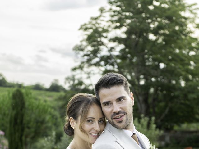 Le mariage de Olivier et Caroline à Puycelci, Tarn 30