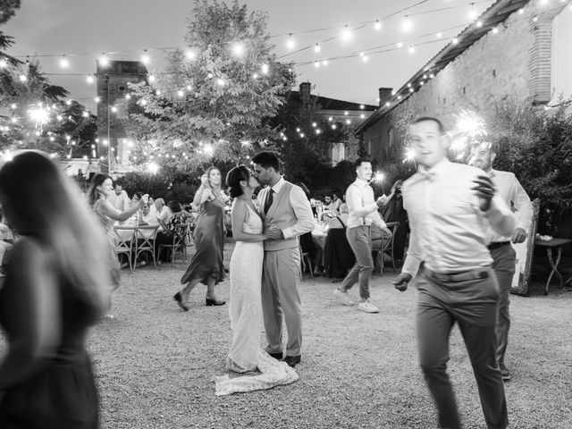 Le mariage de Olivier et Caroline à Puycelci, Tarn 54