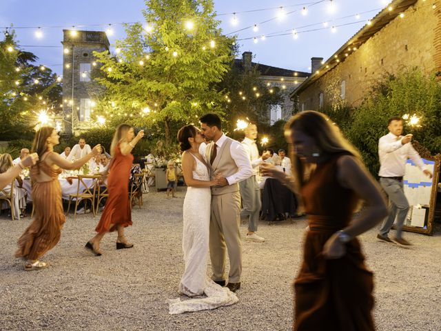 Le mariage de Olivier et Caroline à Puycelci, Tarn 55