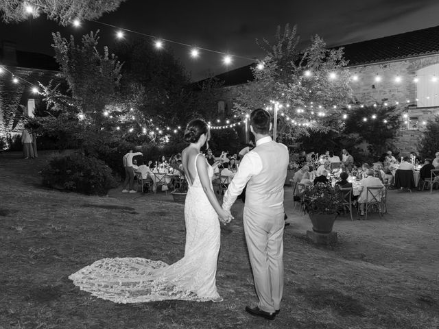 Le mariage de Olivier et Caroline à Puycelci, Tarn 60