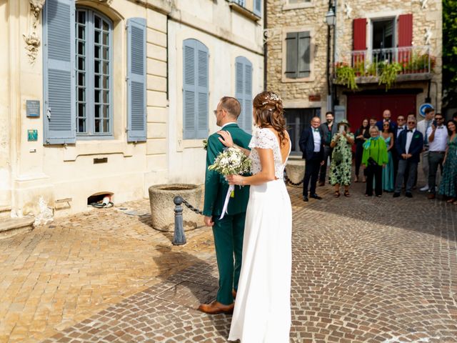 Le mariage de Romain et Morgane à Saint-Paul-Trois-Châteaux, Drôme 4