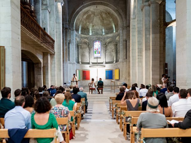 Le mariage de Romain et Morgane à Saint-Paul-Trois-Châteaux, Drôme 11