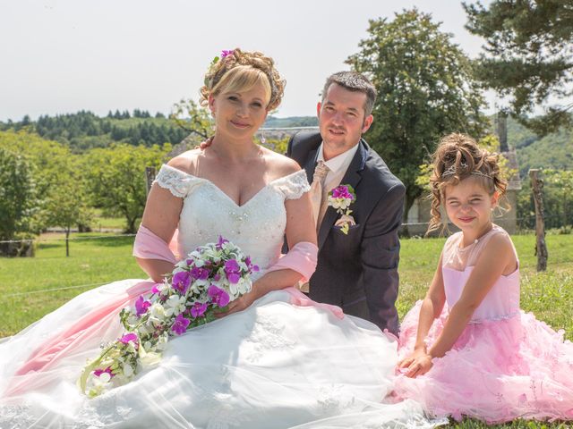 Le mariage de Hervé et Angélique à Monceaux-sur-Dordogne, Corrèze 12