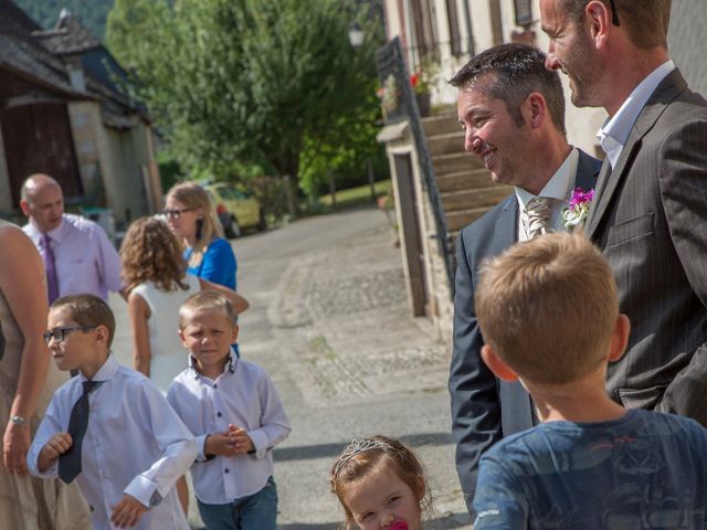 Le mariage de Hervé et Angélique à Monceaux-sur-Dordogne, Corrèze 19