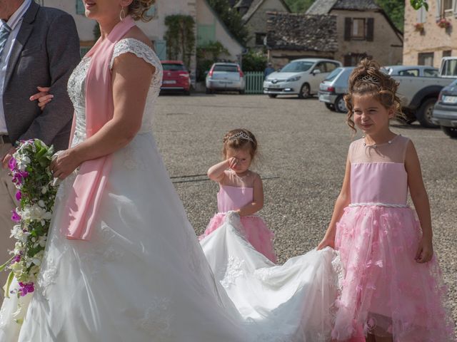 Le mariage de Hervé et Angélique à Monceaux-sur-Dordogne, Corrèze 36