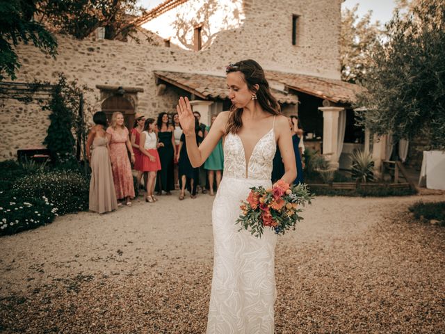 Le mariage de Emmanuel et Cécilia à Saint-Laurent-des-Arbres, Gard 59