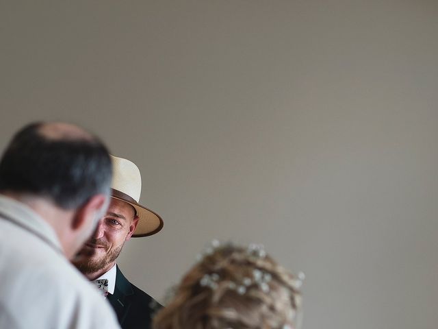 Le mariage de Laurent et Amandine à Angoulême, Charente 25