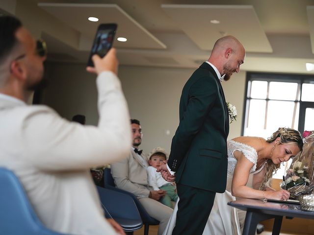 Le mariage de Laurent et Amandine à Angoulême, Charente 28