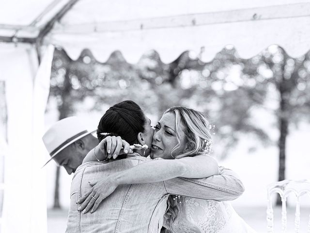 Le mariage de Laurent et Amandine à Angoulême, Charente 43