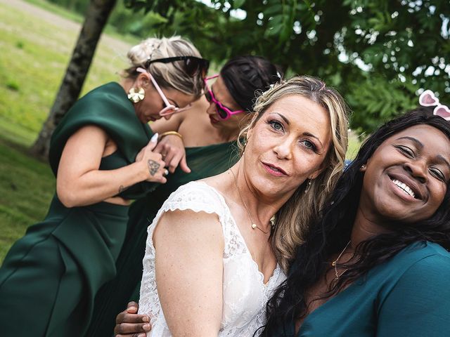 Le mariage de Laurent et Amandine à Angoulême, Charente 54