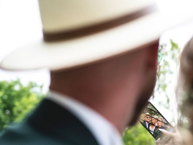 Le mariage de Laurent et Amandine à Angoulême, Charente 62