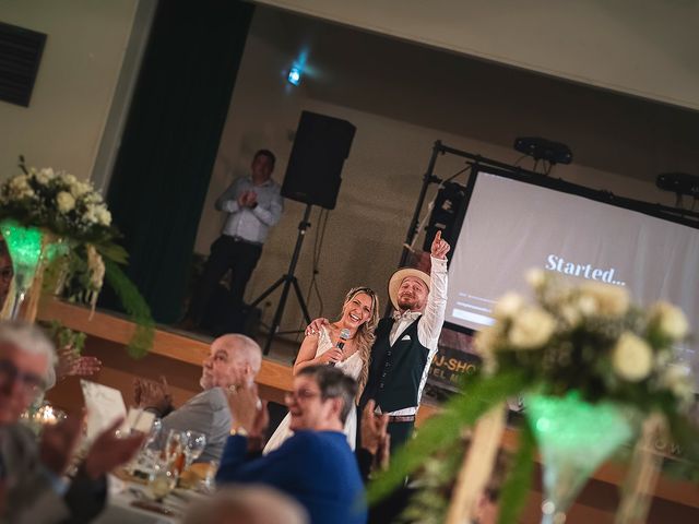 Le mariage de Laurent et Amandine à Angoulême, Charente 66