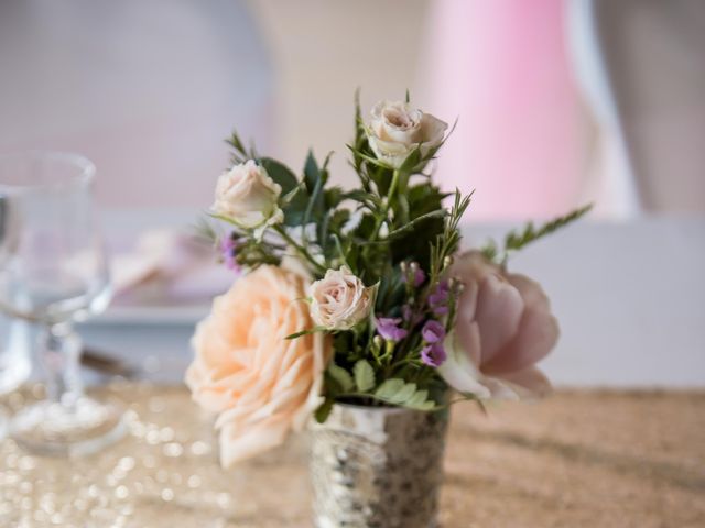 Le mariage de Thomas et Gwen à Boulazac, Dordogne 53