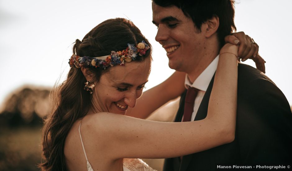 Le mariage de Emmanuel et Cécilia à Saint-Laurent-des-Arbres, Gard