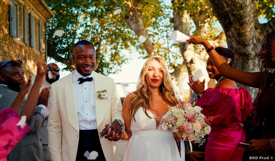Le mariage de Lionel et Carla à Pont-Saint-Esprit, Gard