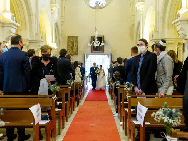 Le mariage de Benoît et Aurélie à Fouchères, Aube 16