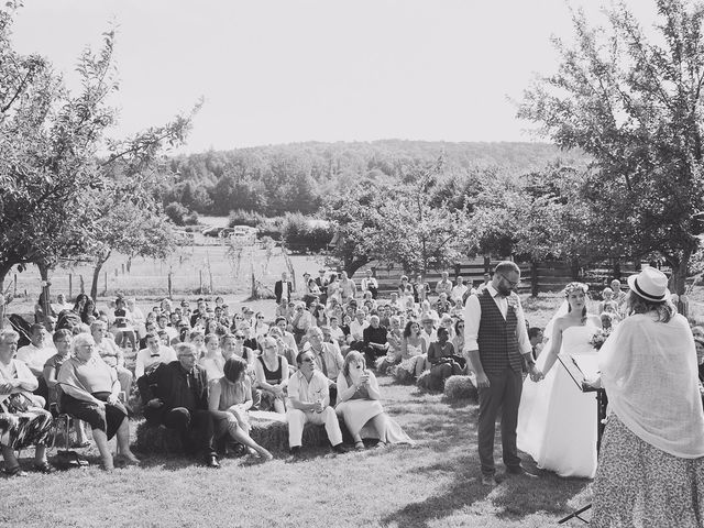 Le mariage de Thomas et Séverine à Campandré-Valcongrain, Calvados 19