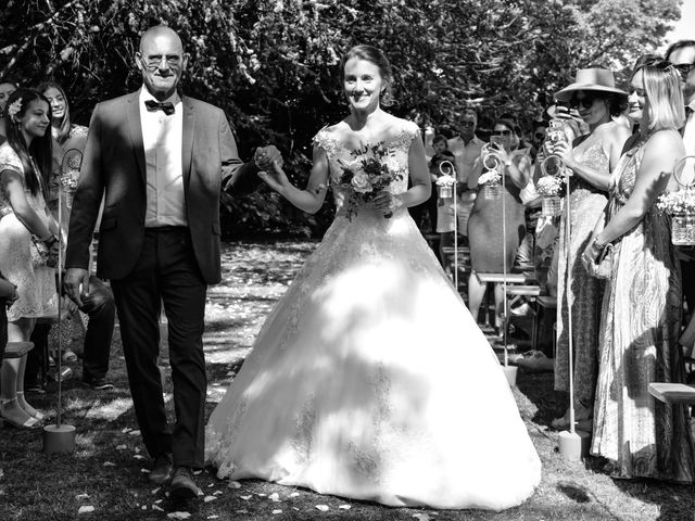 Le mariage de Michael et Mylene à La Villedieu-du-Clain, Vienne 2