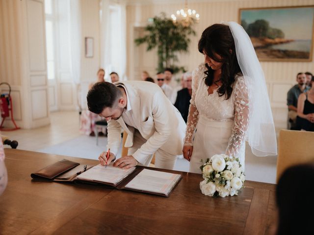 Le mariage de Anthony et Caroline à Saint-Yrieix-sur-Charente, Charente 5