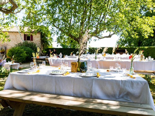 Le mariage de Thomas et Suzanne à Suze-la-Rousse, Drôme 12