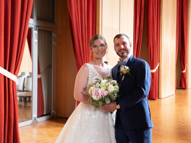 Le mariage de Damien et Emilie à Le Havre, Seine-Maritime 35