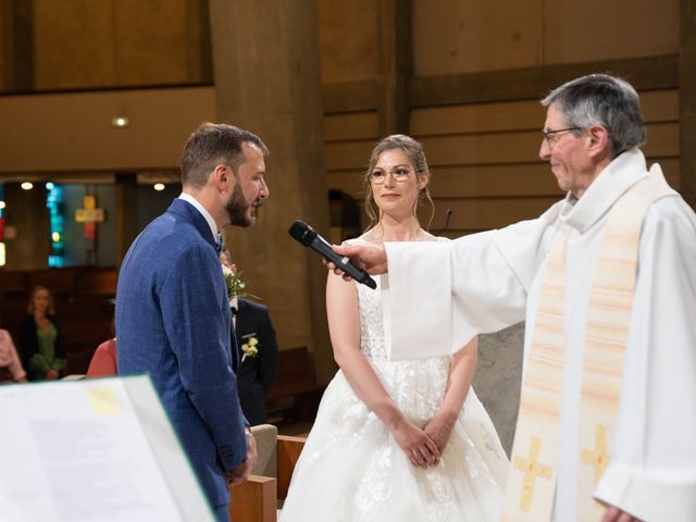 Le mariage de Damien et Emilie à Le Havre, Seine-Maritime 56