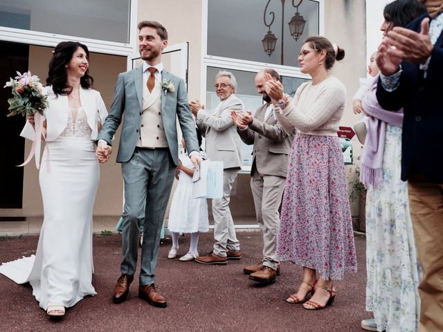 Le mariage de Basile et Léa à Val de Virvée, Gironde 23