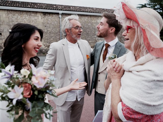 Le mariage de Basile et Léa à Val de Virvée, Gironde 24