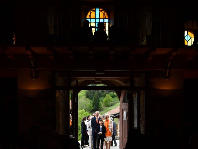 Le mariage de Anselme et Amandine à Marols, Loire 8
