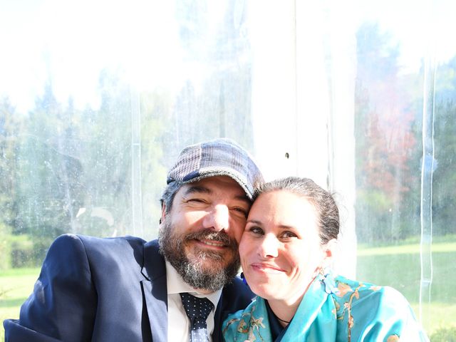 Le mariage de Anselme et Amandine à Marols, Loire 23