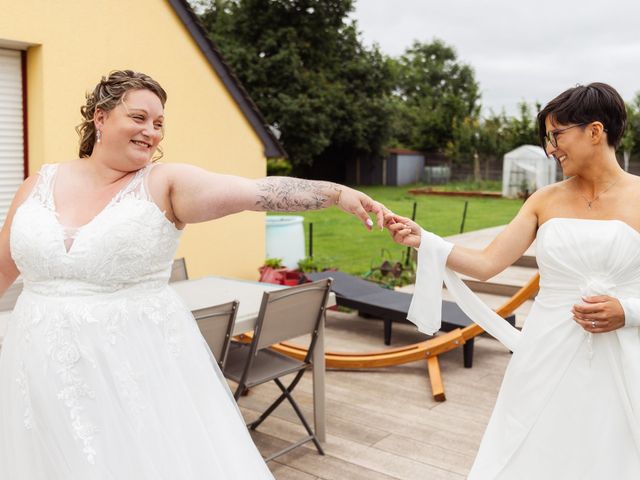 Le mariage de Marine et Victorine à Gouville-sur-Mer, Manche 2