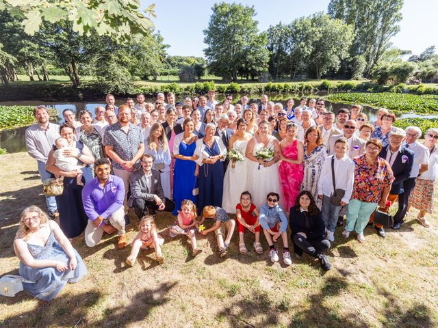 Le mariage de Marine et Victorine à Gouville-sur-Mer, Manche 14