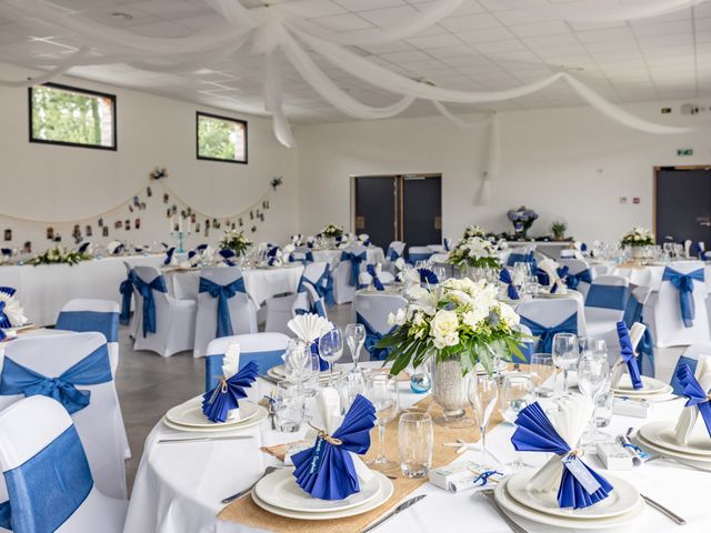 Le mariage de Marine et Victorine à Gouville-sur-Mer, Manche 17