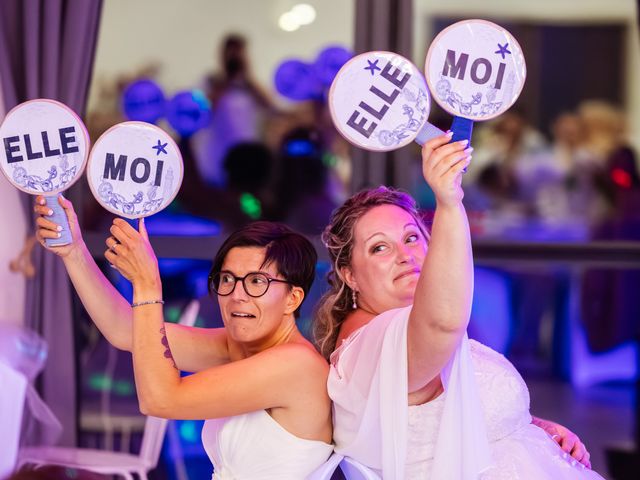 Le mariage de Marine et Victorine à Gouville-sur-Mer, Manche 19
