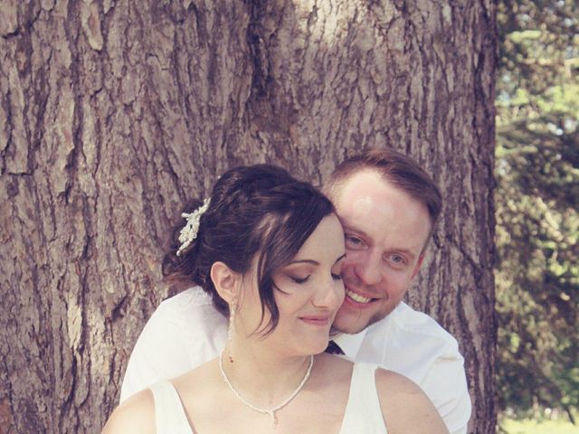 Le mariage de Pierre et Lisa à Loubens, Gironde 3