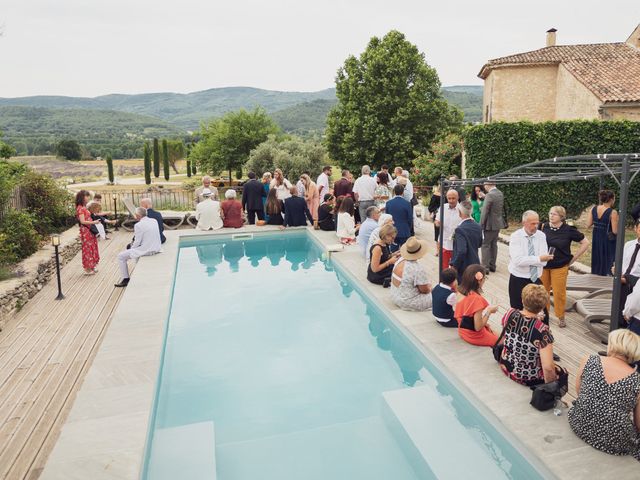 Le mariage de Stephane et Aude à Céreste, Alpes-de-Haute-Provence 42