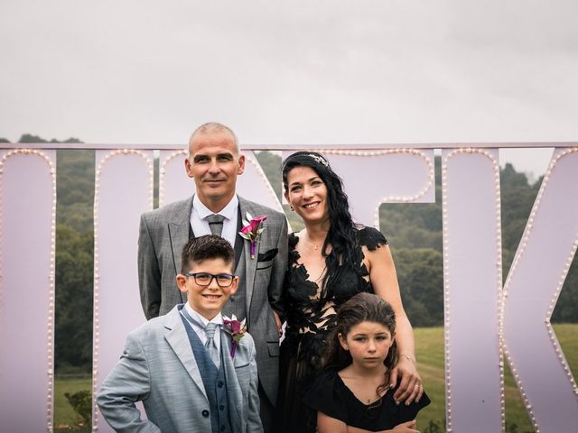 Le mariage de Ludovic et Erika à Loubieng, Pyrénées-Atlantiques 3