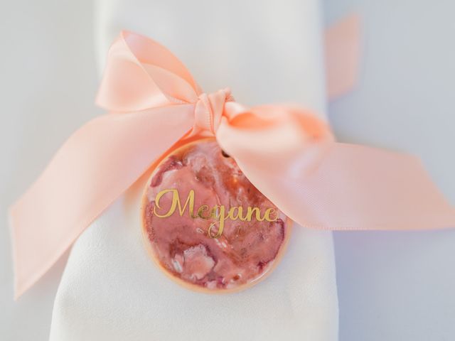 Le mariage de Loïc et Mégane à Fréjus, Var 86