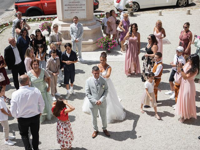 Le mariage de Tony et Carine à Bouchy-Saint-Genest, Marne 10
