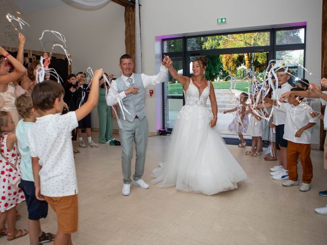 Le mariage de Tony et Carine à Bouchy-Saint-Genest, Marne 37