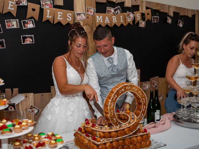 Le mariage de Tony et Carine à Bouchy-Saint-Genest, Marne 50