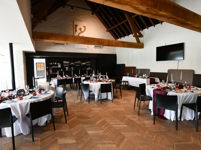 Le mariage de Rihann et Sarah à Comines-Warneton, Hainaut 7