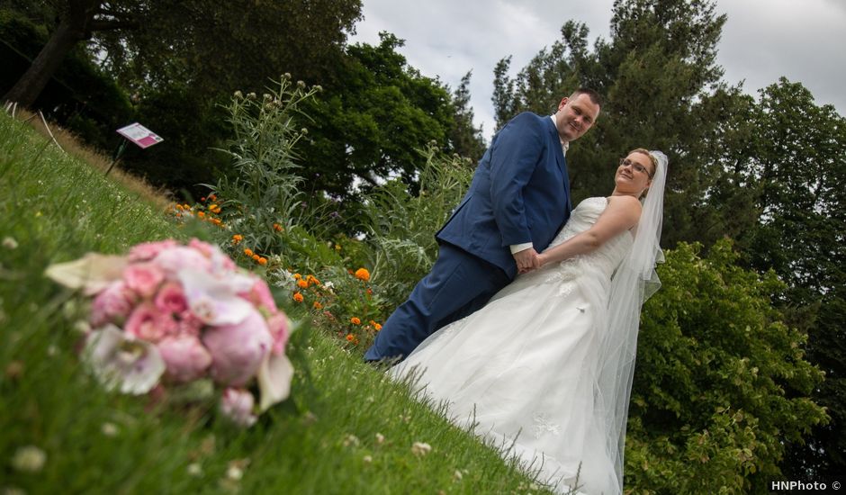 Le mariage de Mickael et Marie Laure à Sotteville-lès-Rouen, Seine-Maritime