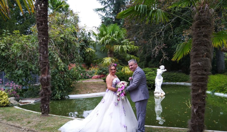 Le mariage de Gosselin et Jennifer  à Val-de-Reuil, Eure