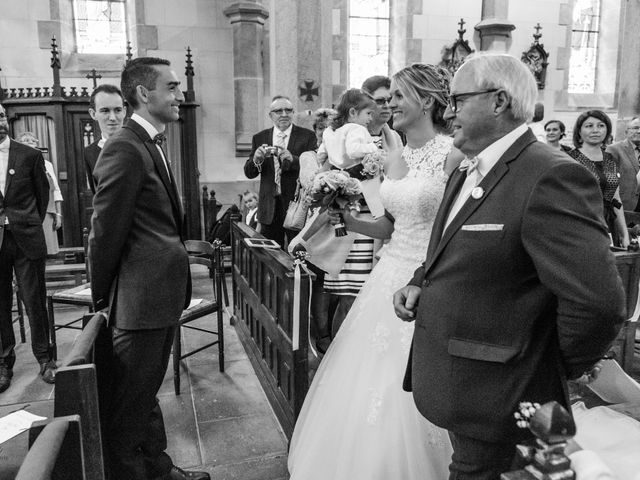 Le mariage de Cédric et Anne-Claire à Le Foeil, Côtes d'Armor 42