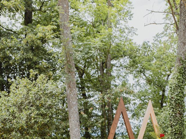 Le mariage de Matthieu et Anne-Sophie à Saint-Marcel-de-Félines, Loire 35