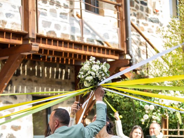 Le mariage de Jeremy et Delphine à Saint-Pierre-Eynac, Haute-Loire 3