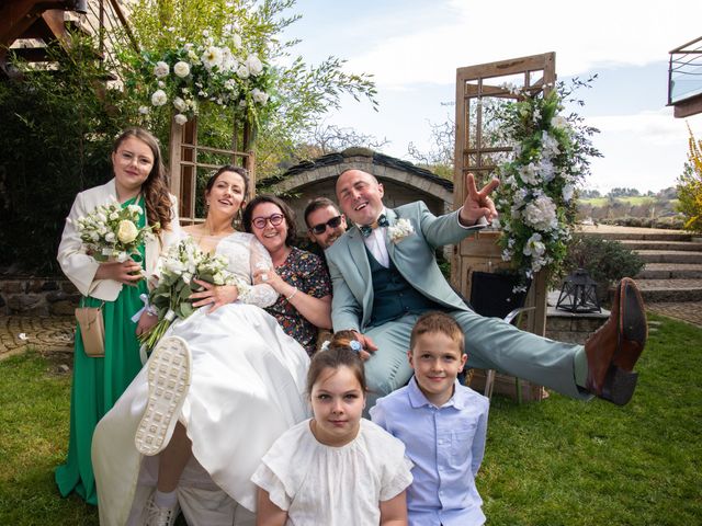 Le mariage de Jeremy et Delphine à Saint-Pierre-Eynac, Haute-Loire 32