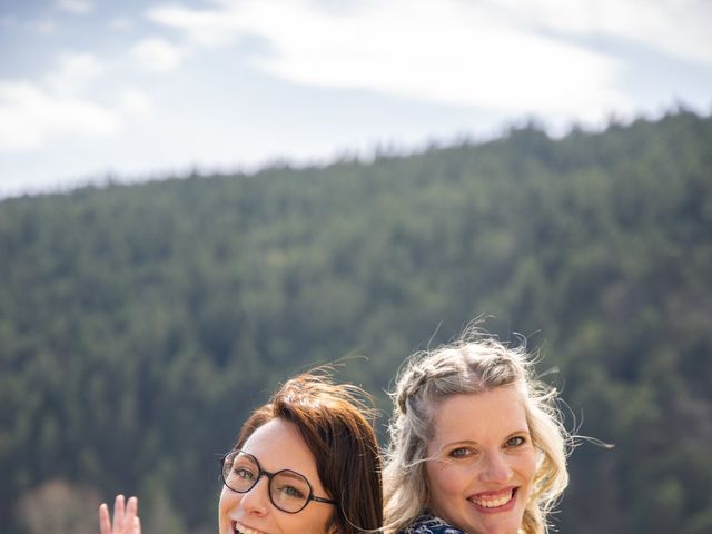 Le mariage de Jeremy et Delphine à Saint-Pierre-Eynac, Haute-Loire 36